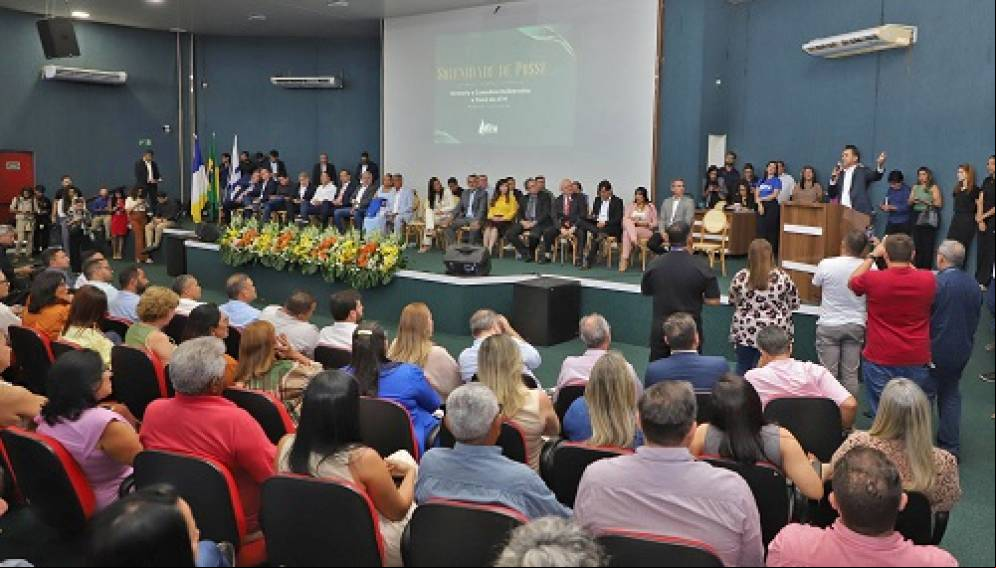 Governador Wanderlei Barbosa reforça compromisso na atuação municipalista durante posse da nova diretoria da ATM;