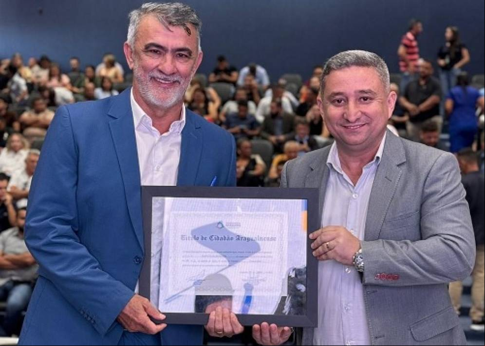 CIDADÃO ARAGUAINENSE, AMÉLIO CAYRES COMERÇA A GANHAR MUSCULATRURA