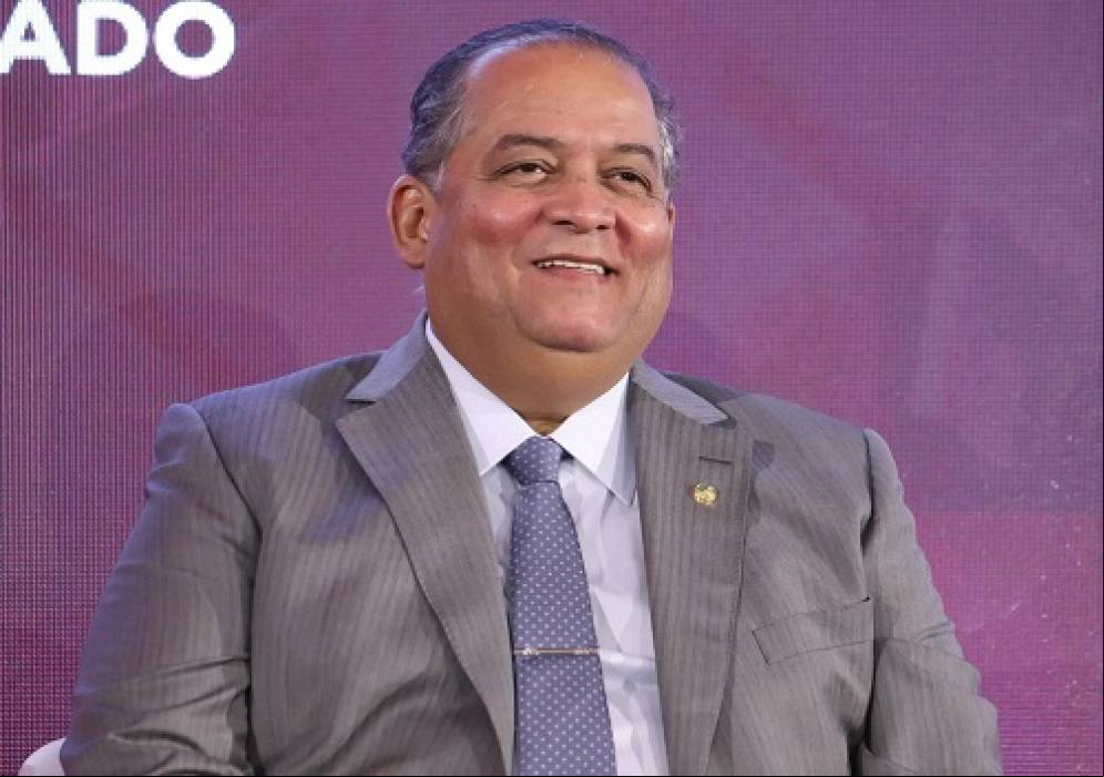 Senador Eduardo Gomes garante liberação de recursos para obras do Mercado de Araguaína e da feira de Wanderlândia