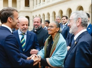 Em Paris, Lula faz piada sobre aparência de Marina Silva