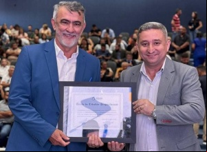 CIDADÃO ARAGUAINENSE, AMÉLIO CAYRES COMERÇA A GANHAR MUSCULATRURA