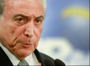 Michel Temer se reúne com aliados para definir estratégia de sobrevivência
