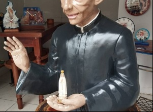 Um busto retratando Padre Luso será inaugurado em Porto Nacional, intensificando a participação de fiéis em busca de sua santificação.